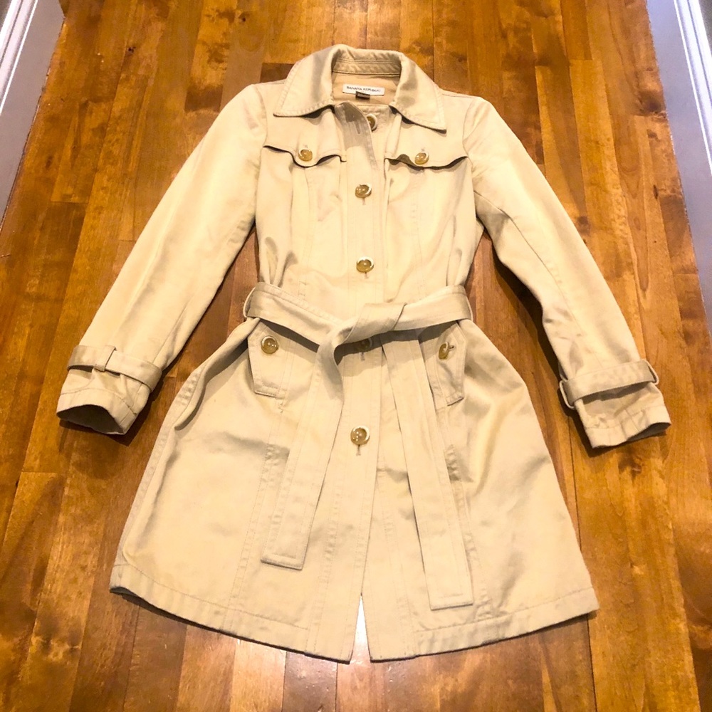 Banana Republic Factory tan belted trench coat